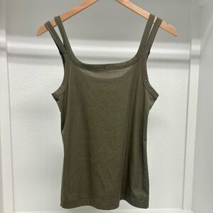 Double Strap Rib Tank